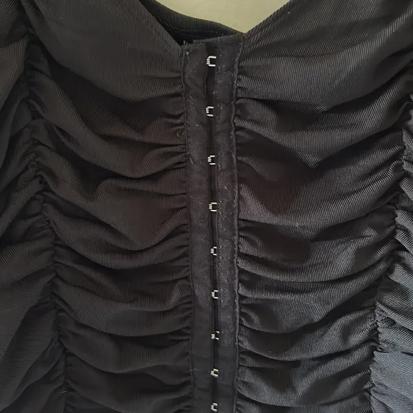 Black ruched Crop Blouse Size L - Image 2