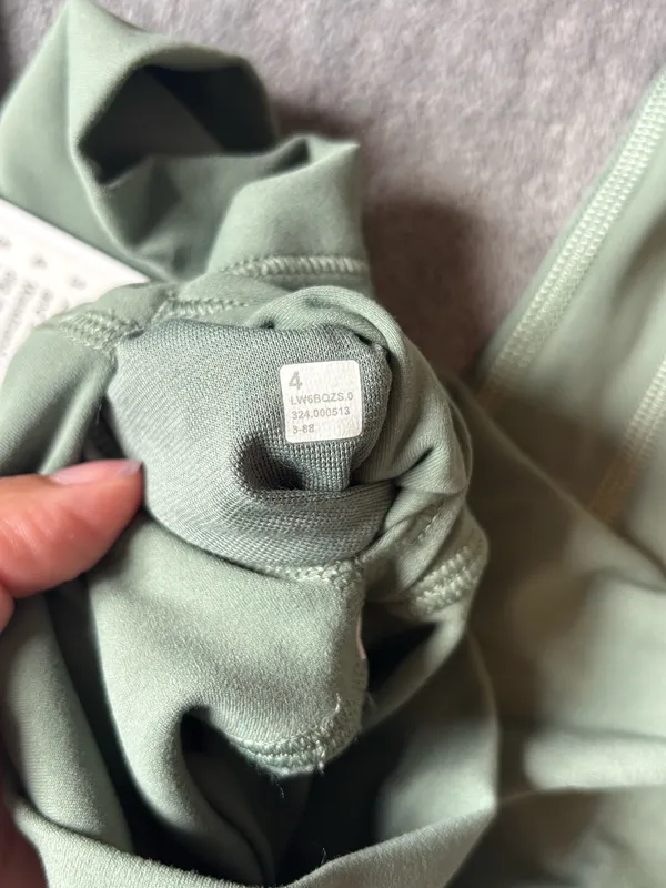 Lululemon Align High-Rise Crop 23" Grey Eucalyptus Size 4 - Image 4
