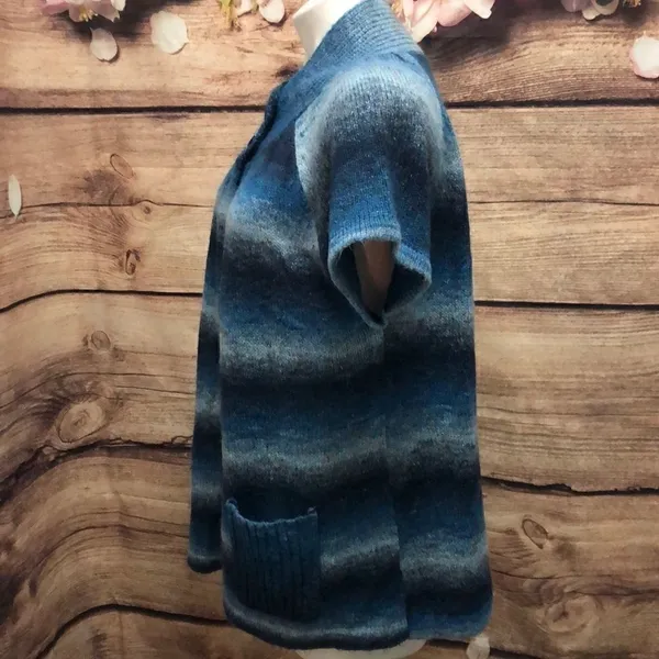 Dressbarn blue ombré short sleeve sweater - Image 5