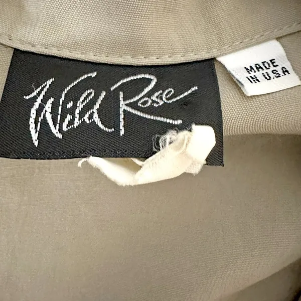 VTG Wild Rose Trench Coat - Image 9