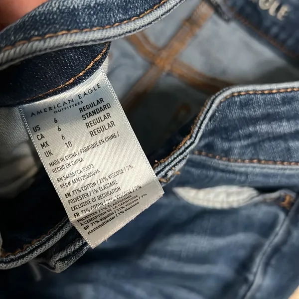 American Eagle Jeans - Image 4