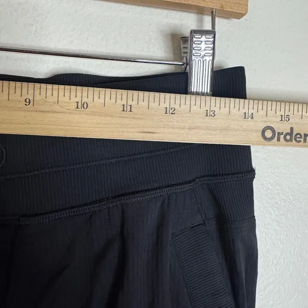 Lululemon Women's Dance Studio Pant III Pinstripe Texture Black Size 6 - Image 4