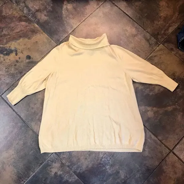 Avenue 22/24 Women’s Yellow Turtleneck Sweater - Image 3
