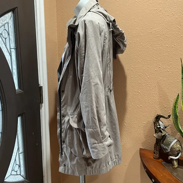 Zara tan jacket - Image 4