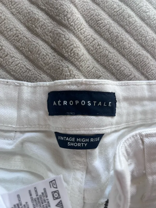 White Aeropostale Jean Shorts - Image 4