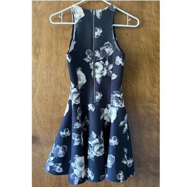 Abercrombie & Fitch Sz XS Larissa Skater Fit Flare Black Floral Dress Whimsygoth - Image 3