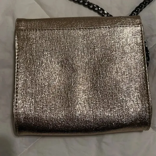 TopShop Gorgeous gold crossbody handbag EUC - Image 6