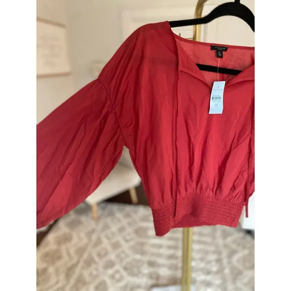 Ann Taylor Smocked Crop Blouse Romantic Boho‎ Date Night Spring Summer July 4th - Image 4
