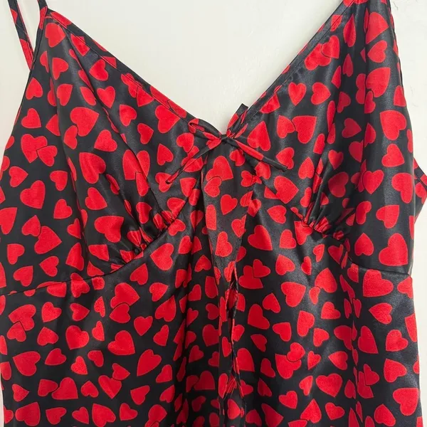 Avon Intimates VTG Red and Black Heart Pattern Camisole Tank Large - Image 2