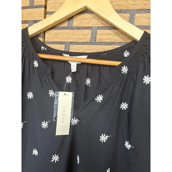 Adiva Black And White Floral Embroidered Cotton Top Size 1X‎ - Image 7