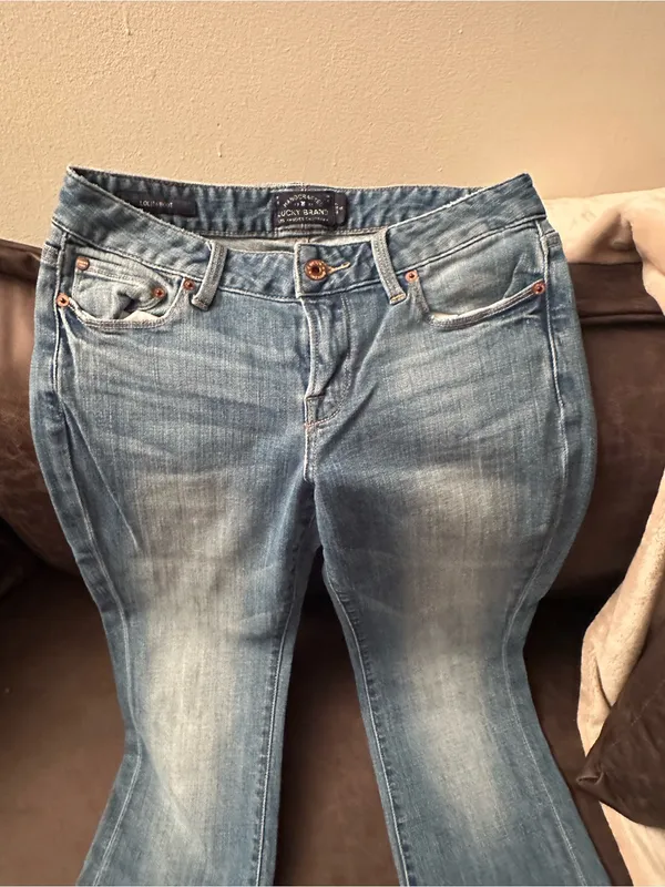 Lucky Brand Women's Medium Light Blue Flare Jeans - Image 2