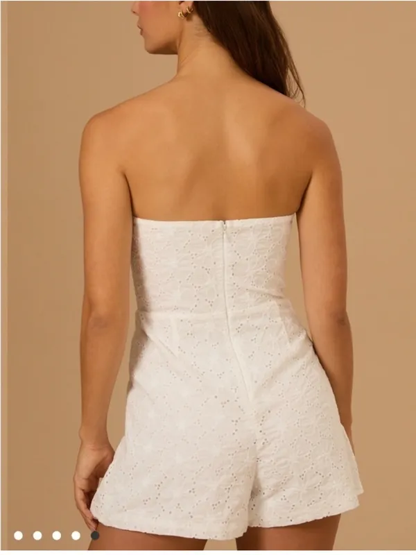 ALTAR’D STATE Baylyn Eyelet Strapless Corset Romper White Size L NEW - Image 5