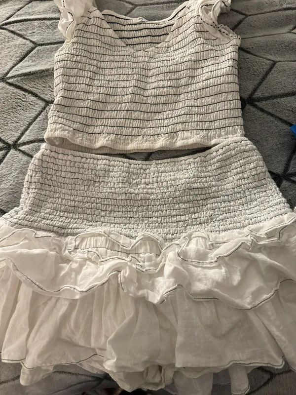 Set White - Image 3