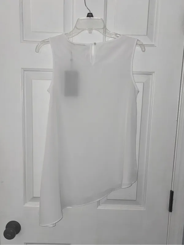 NWT Mohito White Sheer Sleeveless Asymmetrical Tunic Tank - Image 4