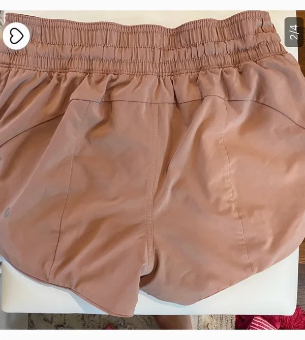 Lululemon  shorts - Image 3