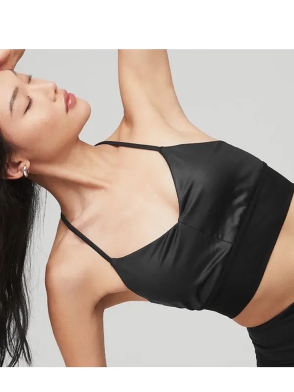 Alo Yoga Lavish Bra Glossy Black Mesh - Image 4