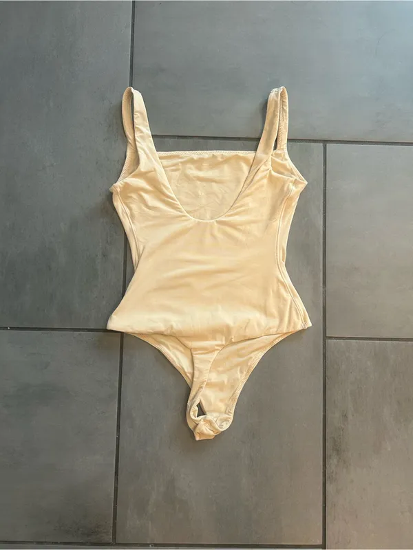 SKIMS Women's Fits Everybody Square Neck Bodysuit - Sand - Image 3