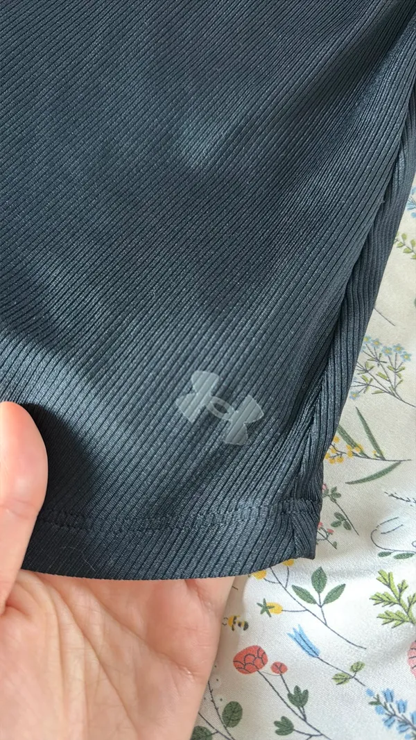 Black Under Armour Tank Top - Image 3