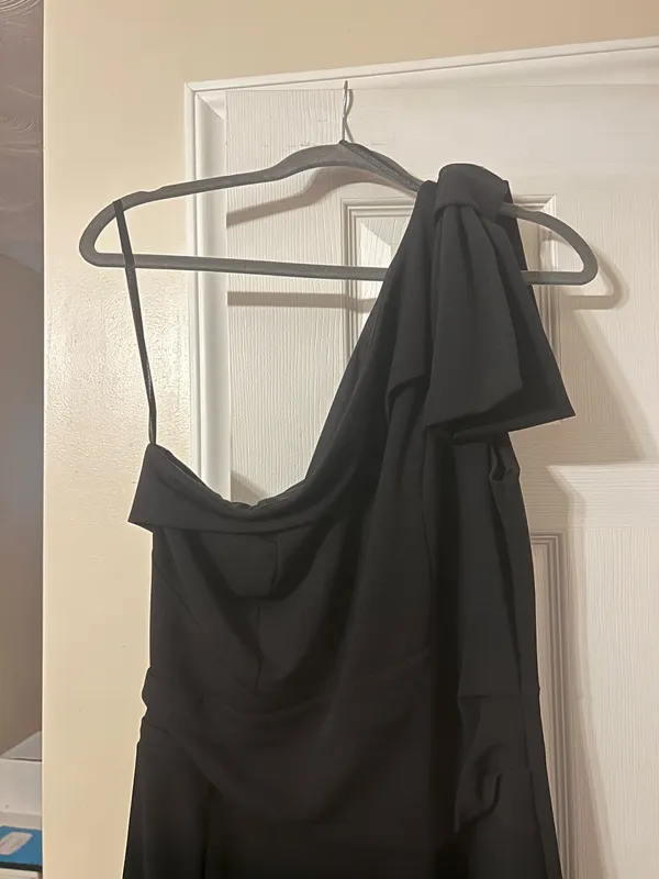Windsor One-Shoulder Formal Dress Long - Image 2