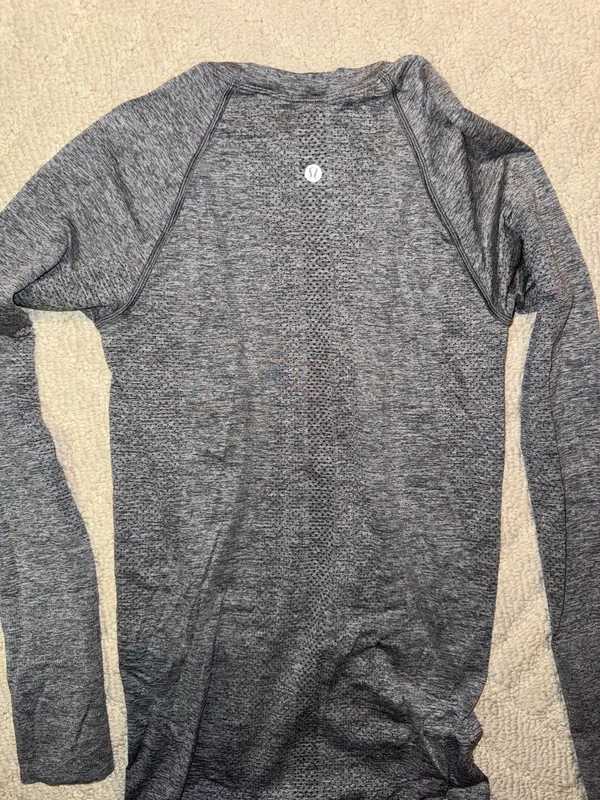 Lululemon Long Sleeve Swiftly Tech - Image 3