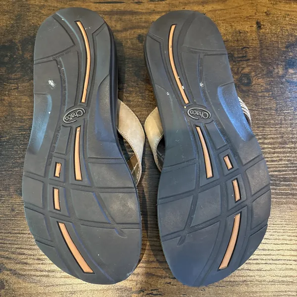 Chacos Womens Size 8 Striped Leather Sandals Flip Flops Thongs Shoes - Image 3