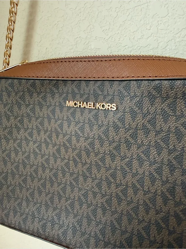 Michael Kors Jet Set Large Printed Logo Crossbody Bag - Image 3