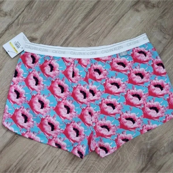 NWT Calvin Klein Women's Pink Blue Floral Chic Feminine Lounge Shorts Size Med - Image 2