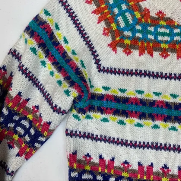 old navy women's medium faire isle knit sweater casual white colorful holiday - Image 5