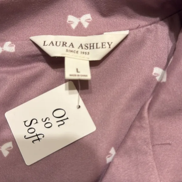 Laura Ashley Mauve Bows pajamas - Image 4