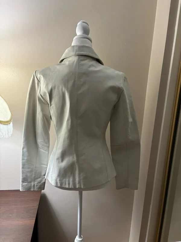 Juliano Gelin Leather Jacket Women’s Size M White Full-Zip With Front Pockets - Image 7