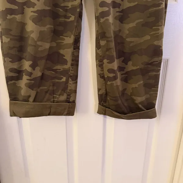 Camo Chino Pants Size 12 Camouflage Relaxed Fit Ankle Length - Image 4