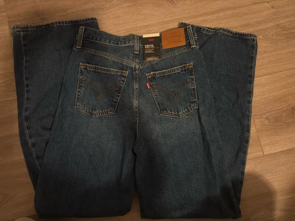 Levi’s Ribcage Wide-Leg Jeans Premium  - Image 2