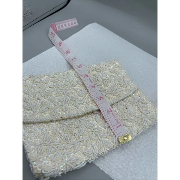 Vintage cream satin beaded clutch - Image 4