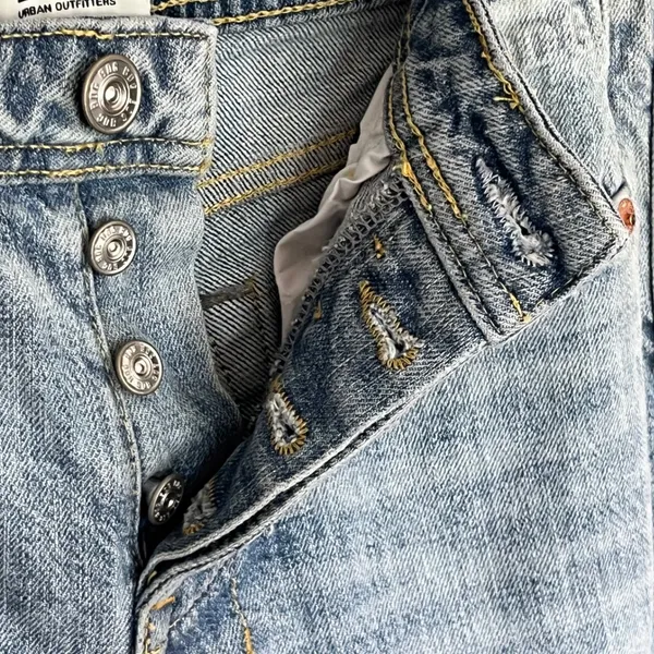 BDG Urban Outfitters Light Wash High Rise Straight Leg Jeans 27W Blue‎ Denim - Image 9