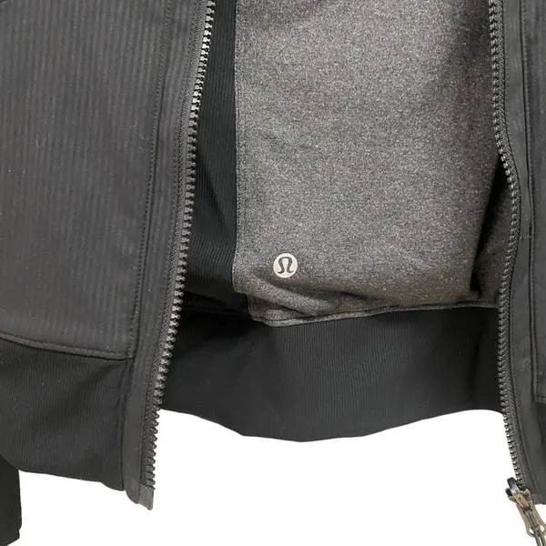 Lululemon Athletica Women’s 4‎ Full Zip Black Hoodie Jacket Ruched Lined - Image 5