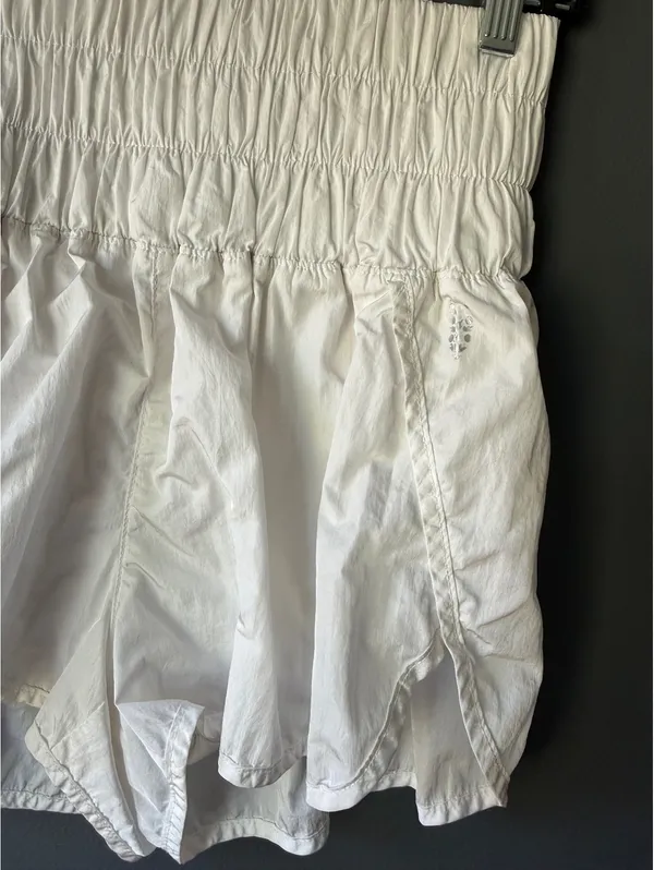 Free People White High Waist Smocked Shorts - Image 4