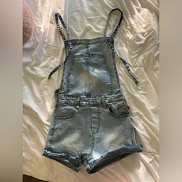 Size xs Light-wash Jean Style Romper Outfit - Image 7