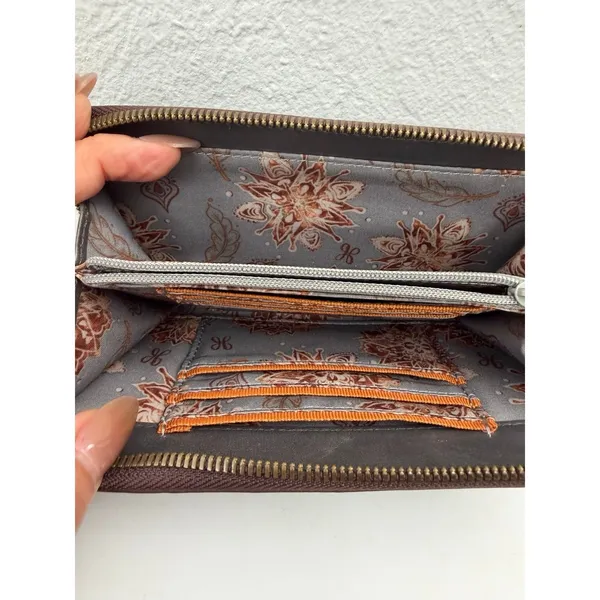 HOBO International Leather Zip Around Wallet Gray Whipstitch Organizer - Image 7