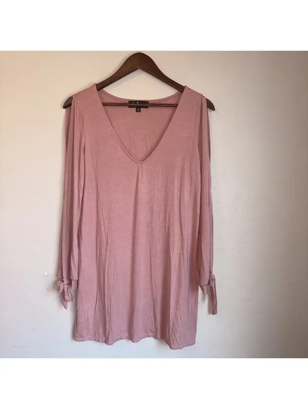 NWT Lulus Glory of Love Dress - Women's Size Medium - Pink Cold Shoulder - Image 3