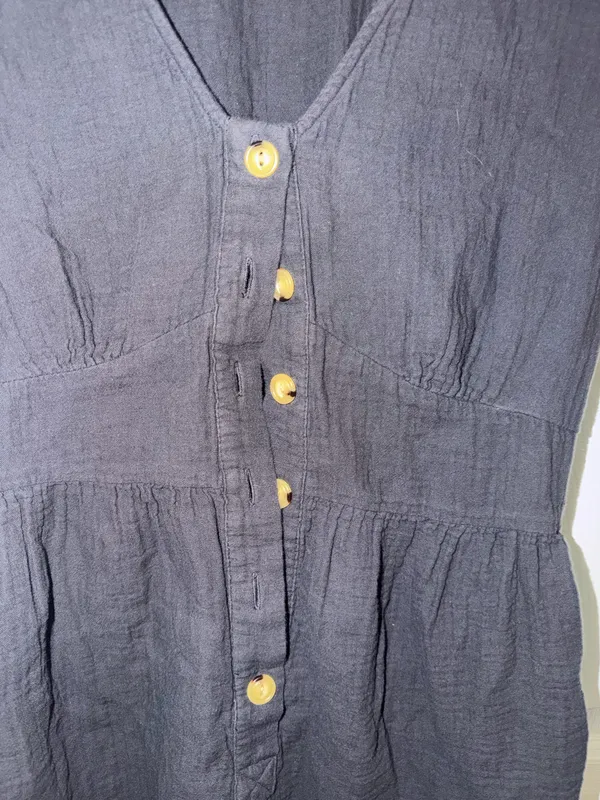 Universal Threads Gray linen romper - Image 2