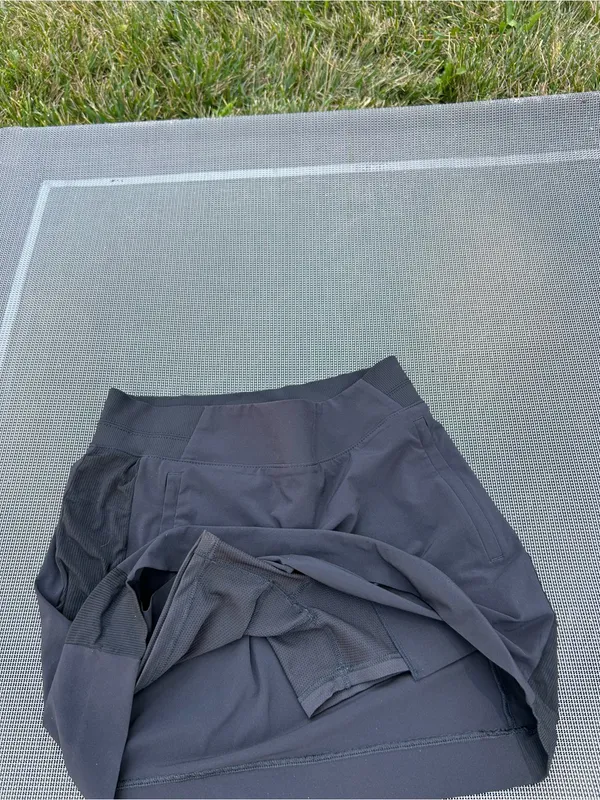 Athleta‎ Brooklyn Skort Skirt size 4 black sports tennis summer beach athletic - Image 8