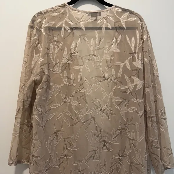 HALSTON Women's Medium Beige Leaf Pattern Sheer Long Kimono Robe Lounge*No Belt* - Image 8