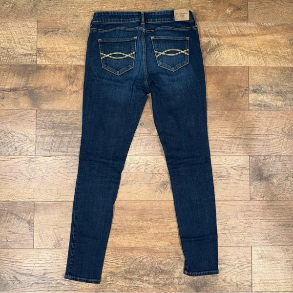Abercrombie & Fitch Women’s Skinny Jeans - Image 13