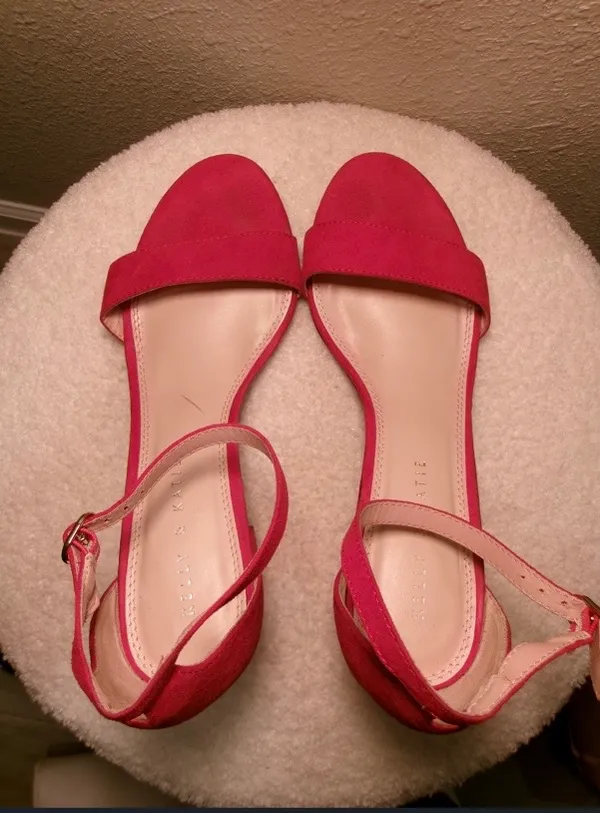 Kelly & Katie Red Open-Toe Ankle-Strap Block Heels - Image 4