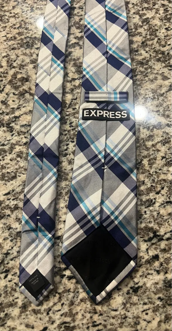 Express Men’s tie Blue & White Checkered NWOT. Business Party Holiday. - Image 3
