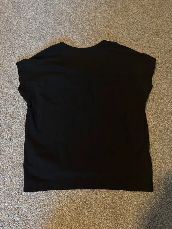 Infinity scrub top - Image 4