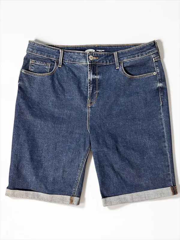 Old Navy Women’s Size 14 High Rise Bermuda Denim Shorts Cuffed Dark Wash - Image 2