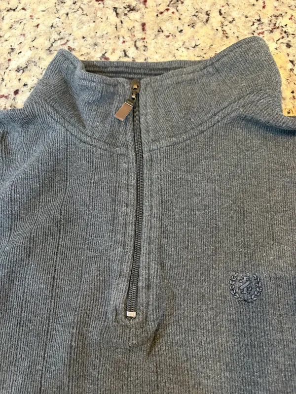 Izod Men's Charcoal Quarter Zip-Up Sweater - Image 3