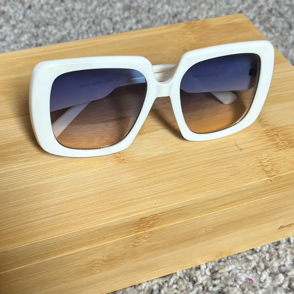 Fun White Square Sunglasses - Image 2