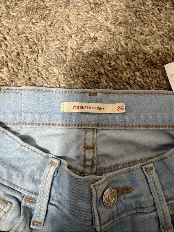 Levi’s 710 Super Skinny Jeans Women’s 26 Light Wash Stretch Denim Blue Pants 26W - Image 3